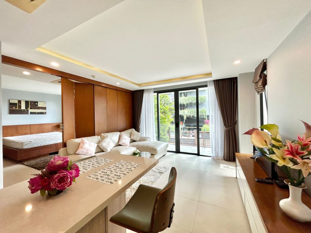 condo_naiharn